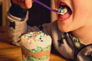 Quanti zuccheri consumano i bambini? Arriva lo Zuccherometro