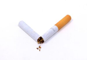 Tabacco riscaldato, UNC contro l'evento "Glo together&more"