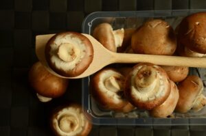 Funghi, etichetta e consumo