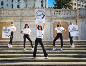 Flash mob a Roma per Io Sono Originale contro la contraffazione