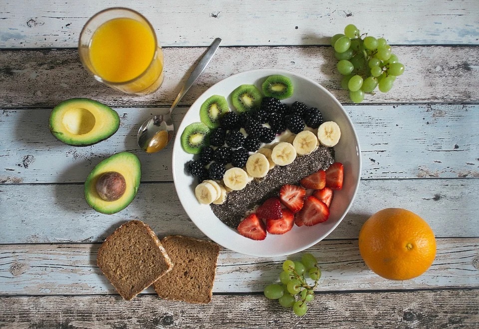 colazione con avocado
