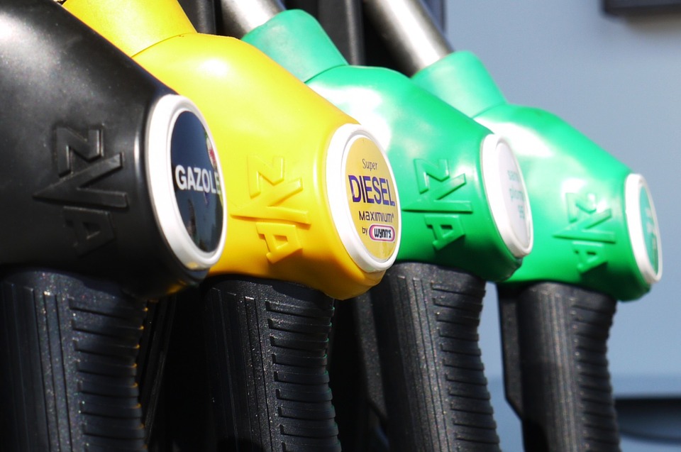 Decreto carburanti, sconto di 30 centesimi esteso fino al 17 ottobre