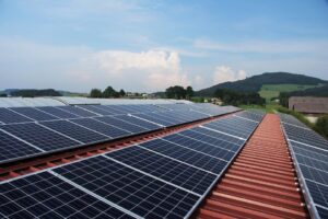 Rinnovabili: Federdistribuzione, Italia Solare e Legambiente firmano un accordo