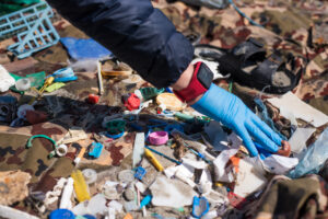 Beach Litter 2022, Legambiente: censita una media di 834 rifiuti ogni 100 metri di spiaggia (In foto "Marina di Arborea", fonte: Legambiente):