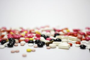 Sanzione Leadiant, Altroconsumo: con farmaci troppo cari a rischio la sostenibilità delle cure