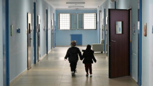 L'infanzia non si incarcera! L'appello delle Organizzazioni per non bloccare la legge