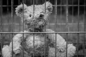 Stop bambini in carcere, ritirata la proposta di legge