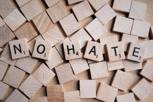 L'AGCOM lancia una campagna per il contrasto all’hate speech online