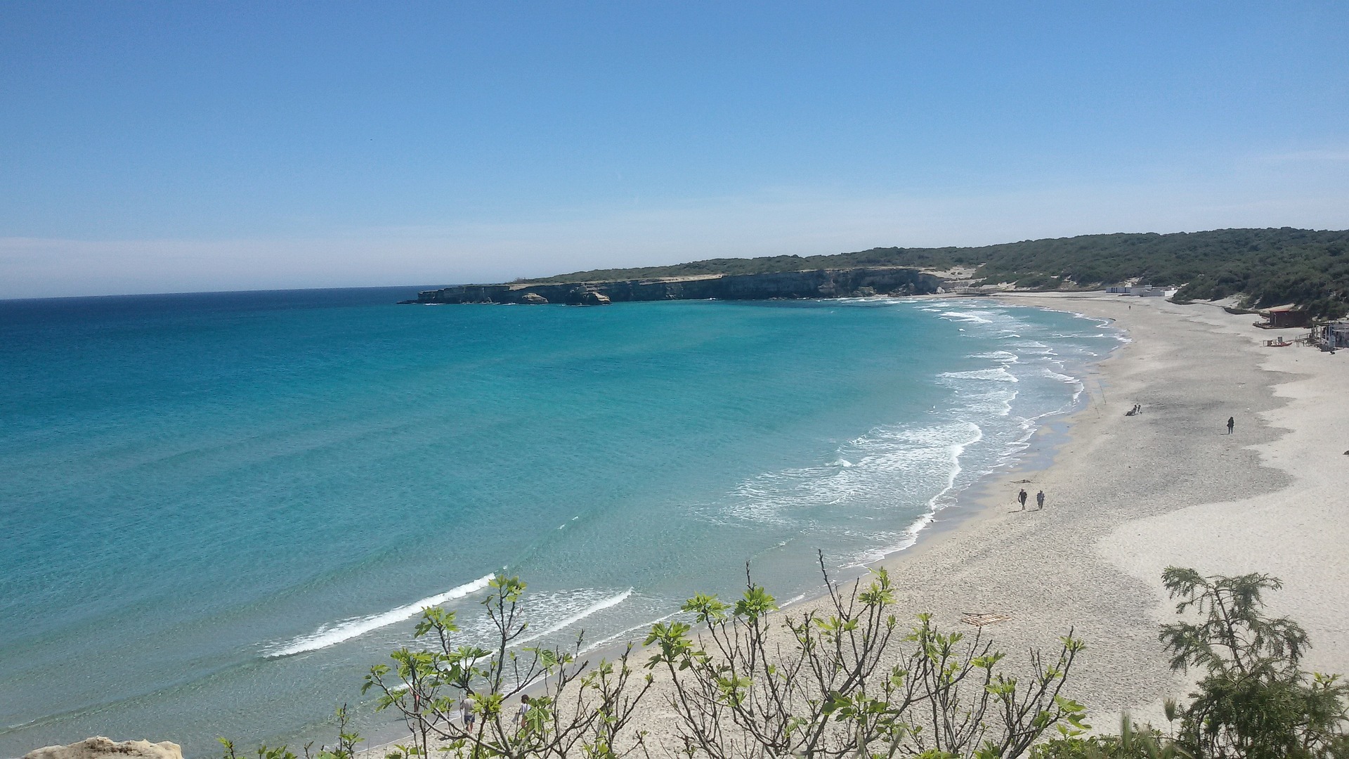 https://pixabay.com/it/photos/salento-torre-dell-orso-puglia-977501/