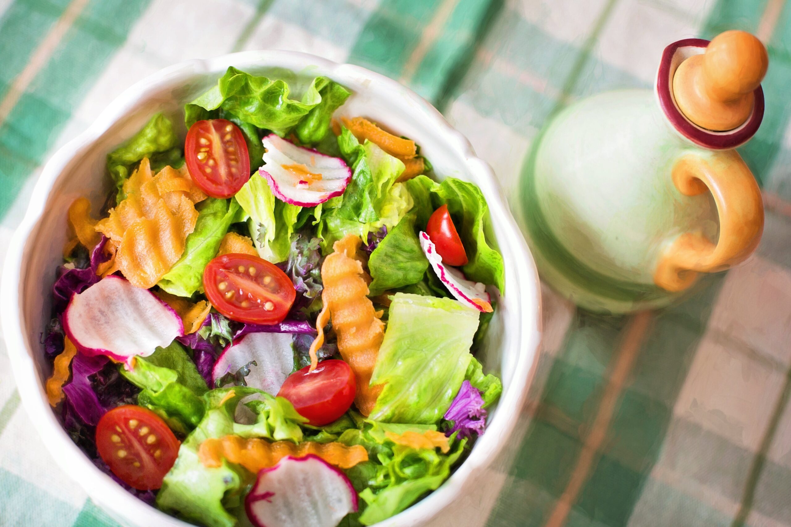 https://www.pexels.com/it-it/foto/primo-piano-di-insalata-nel-piatto-257816/