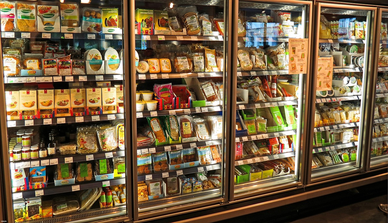 https://pixabay.com/it/photos/supermercato-frigorifero-produrre-949912/
