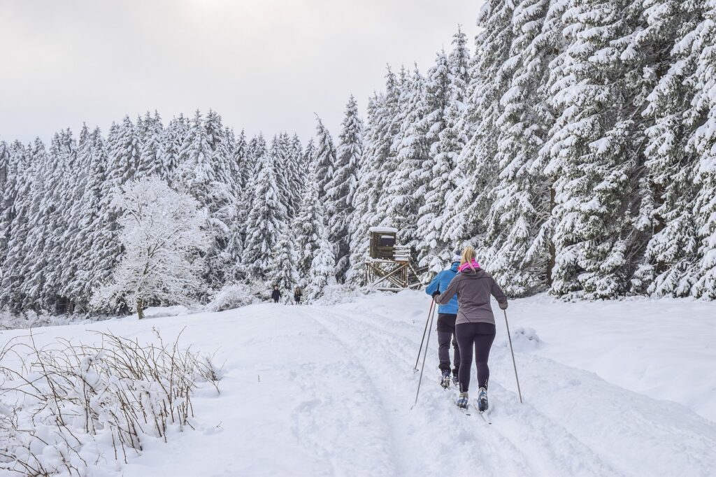 Skipass e settimana bianca: i consigli di Altroconsumo per risparmiare sulla neve