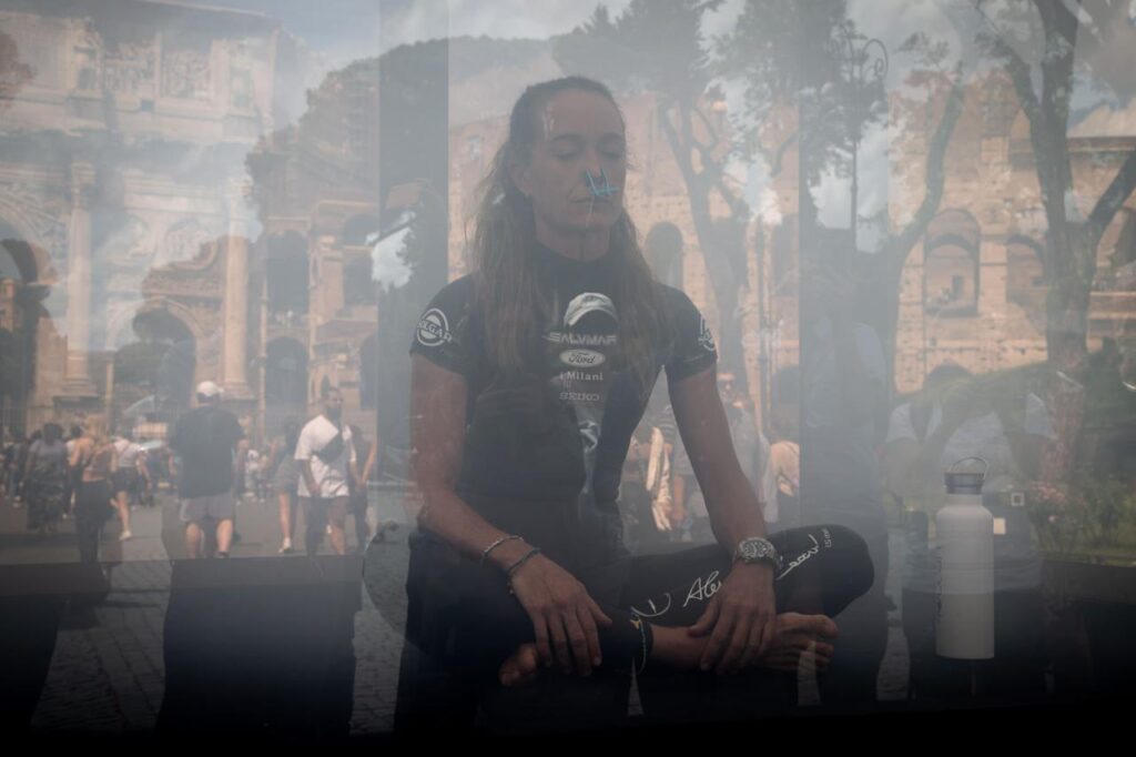 apnea against pollution, la performance contro l'inquinamento