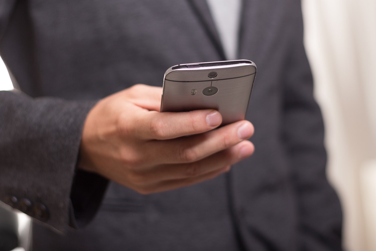 https://pixabay.com/it/photos/telefono-mobile-chiamata-samsung-586266/
