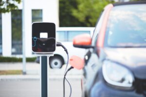 Auto elettriche, Consumatori: bene l'indagine dell'Antitrust, si faccia chiarezza