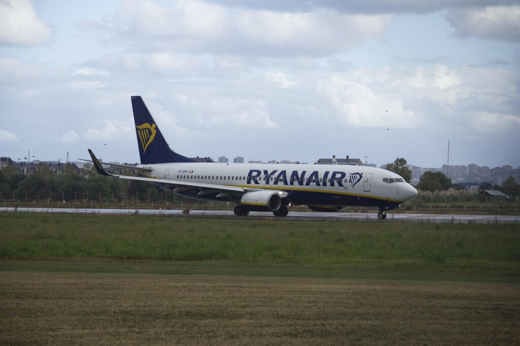 Ryanair, nuove regole da maggio. Federconsumatori: viaggiatori penalizzati ulteriormente