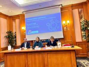 Antimicrobico resistenza