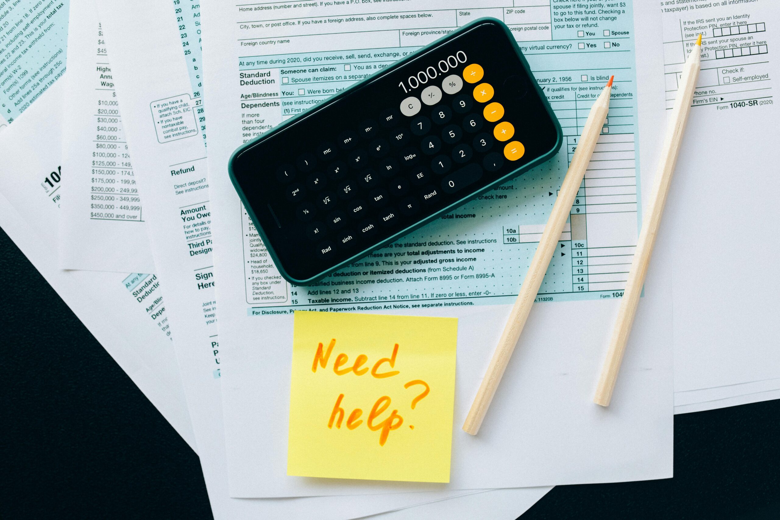 https://www.pexels.com/it-it/foto/tasse-composizione-pratiche-burocratiche-dati-6863260/