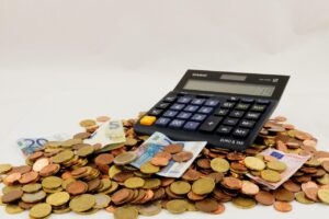 Educazione finanziaria, FEduF: 3 italiani su 4 preoccupati per il proprio futuro economico