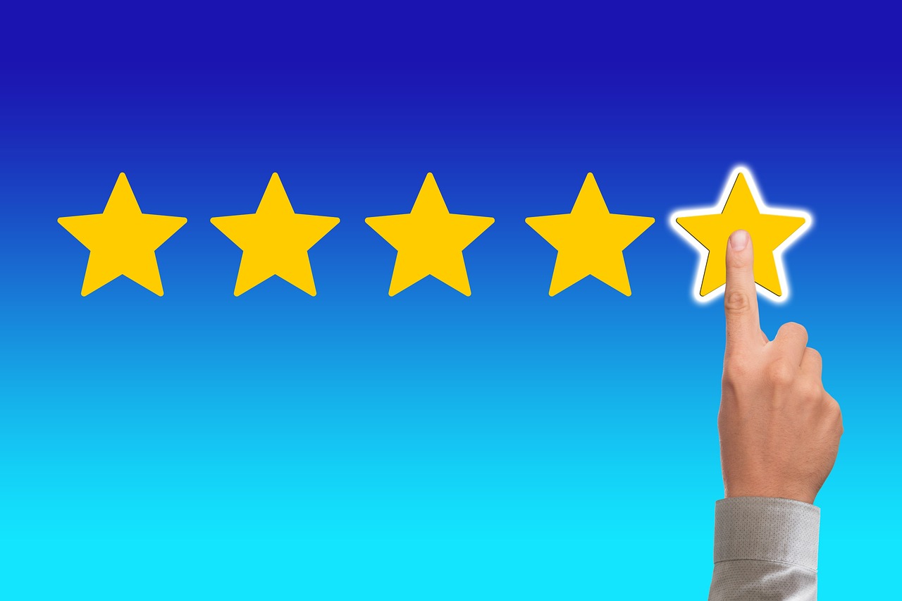 https://pixabay.com/it/photos/dito-feedback-riferire-risposta-3530353/