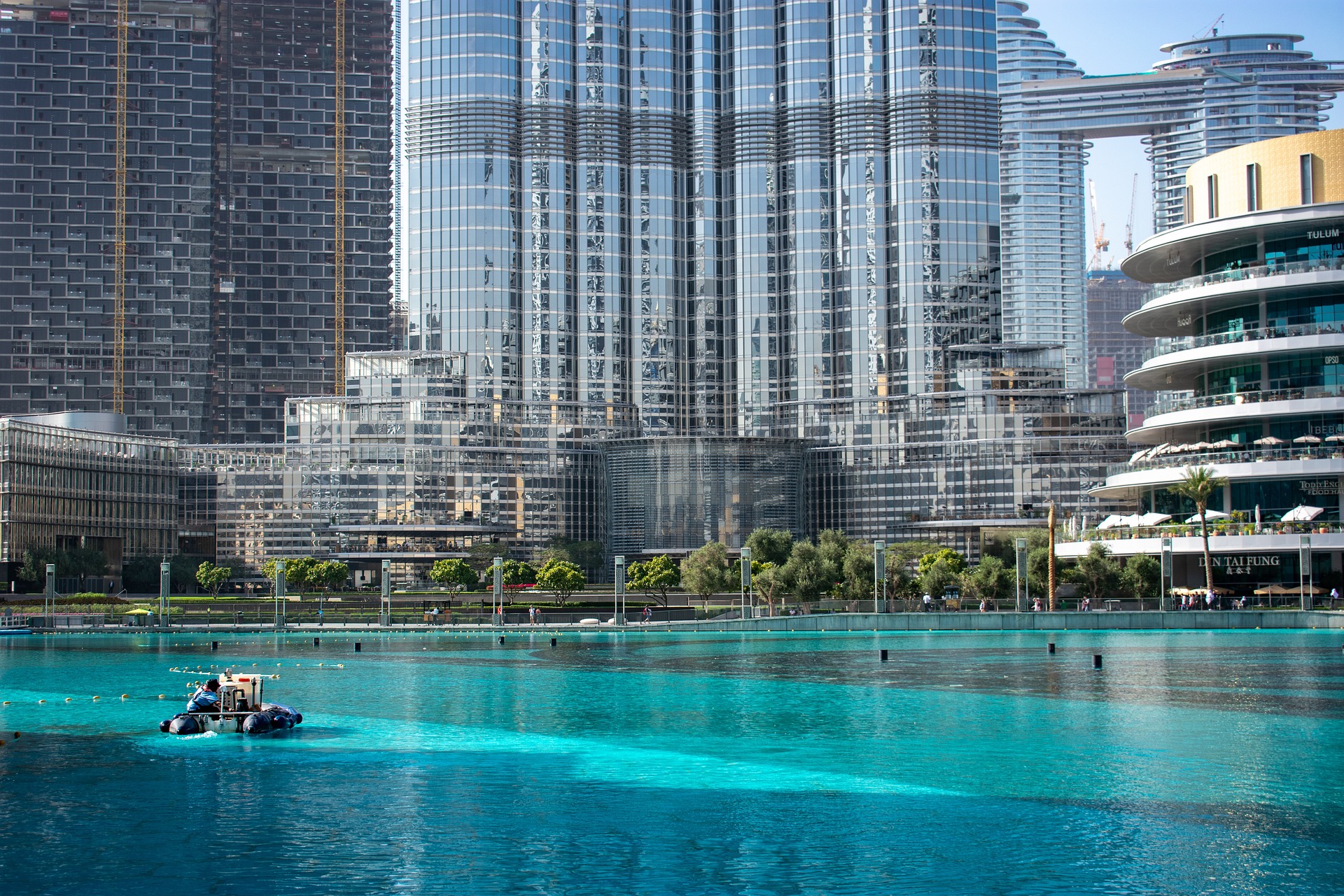 https://pixabay.com/it/photos/burj-khalifa-dubai-edifici-4922317/