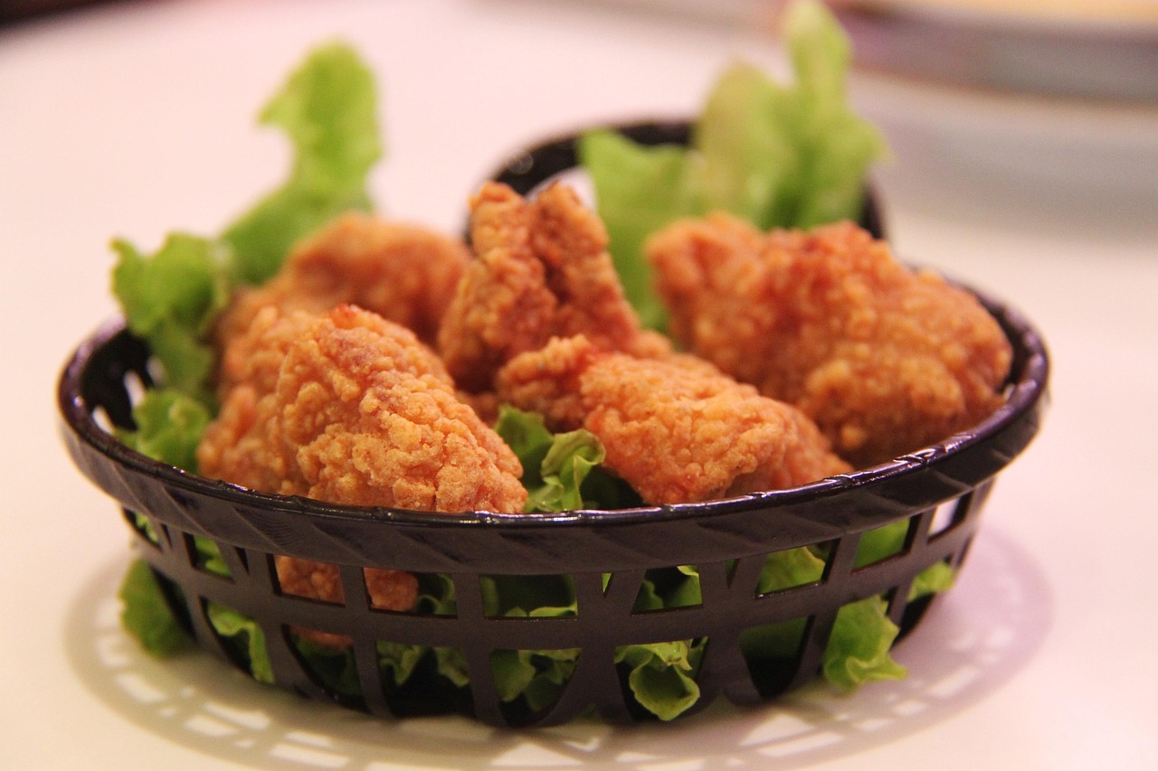 https://pixabay.com/it/photos/pollo-fritto-pollo-fritti-croccante-250863/
