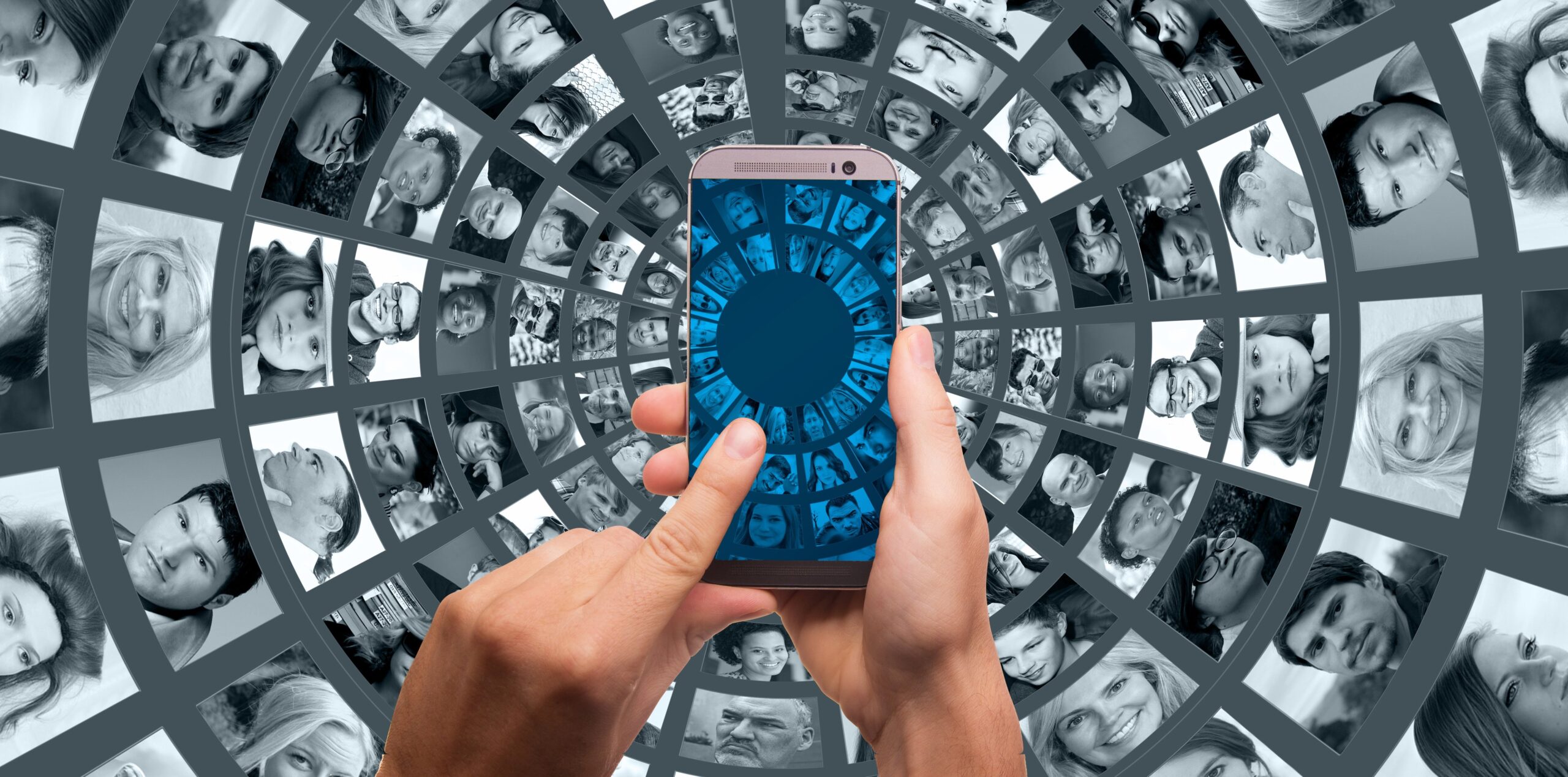 https://pixabay.com/it/illustrations/wlan-web-gli-amici-comunit%c3%a0-sms-2088659/