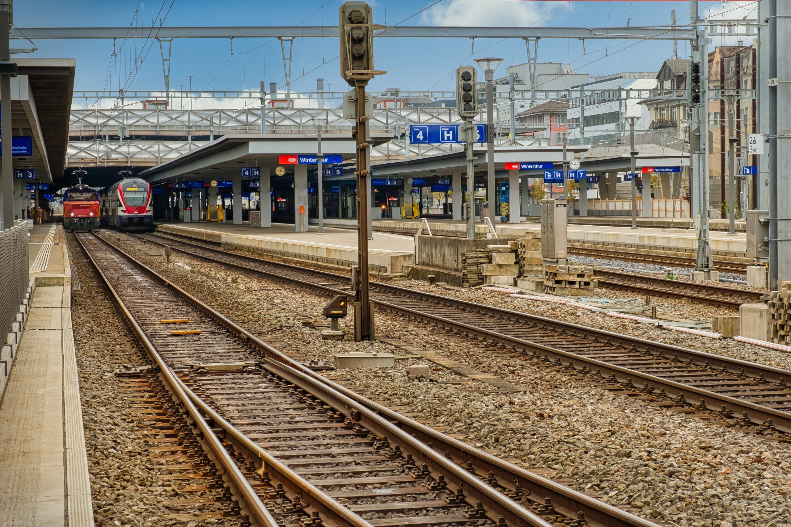 https://pixabay.com/it/photos/stazione-ferroviaria-inverno-7560774/