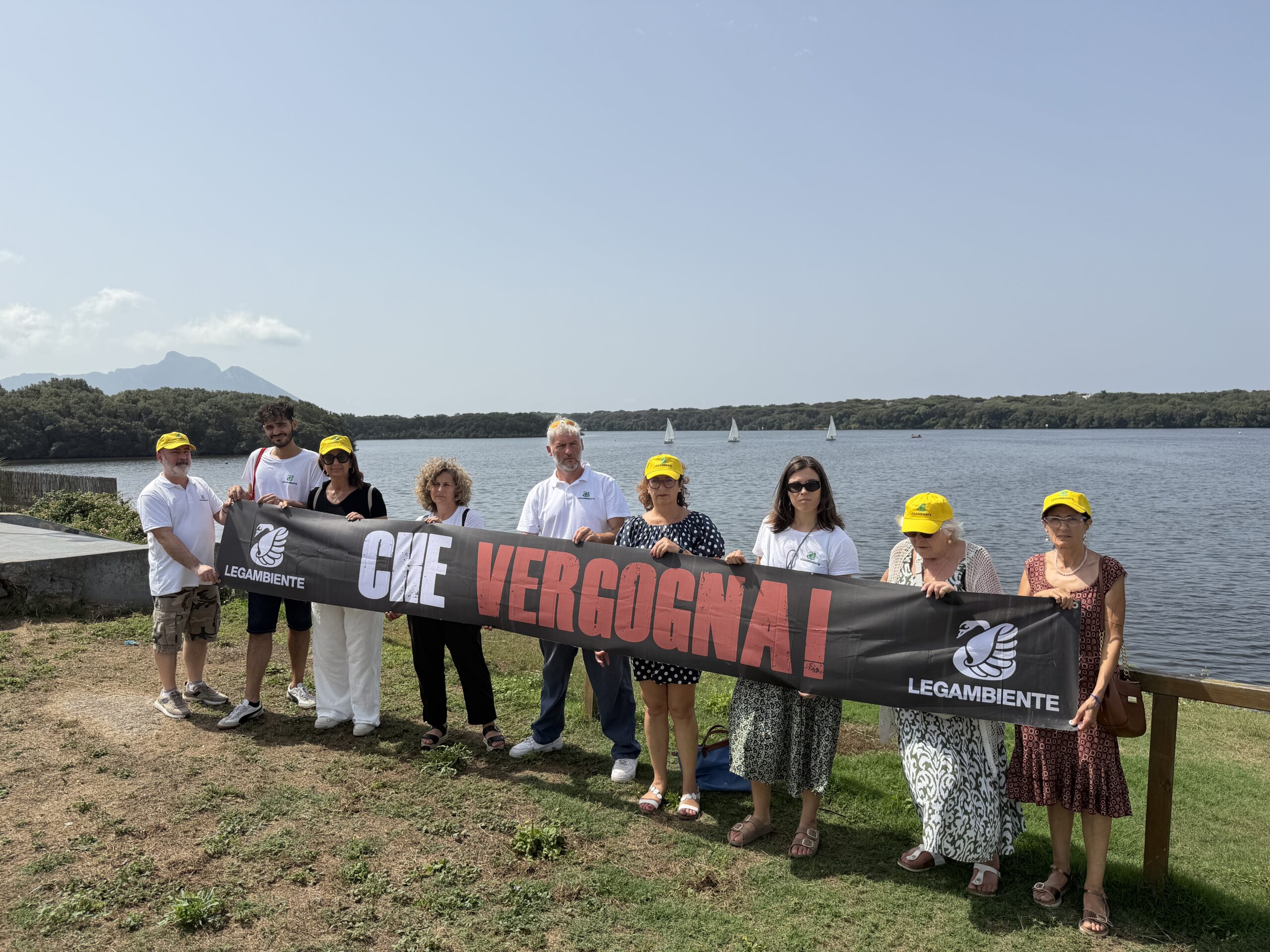 blitz lago di Paola Sabaudia Legambiente