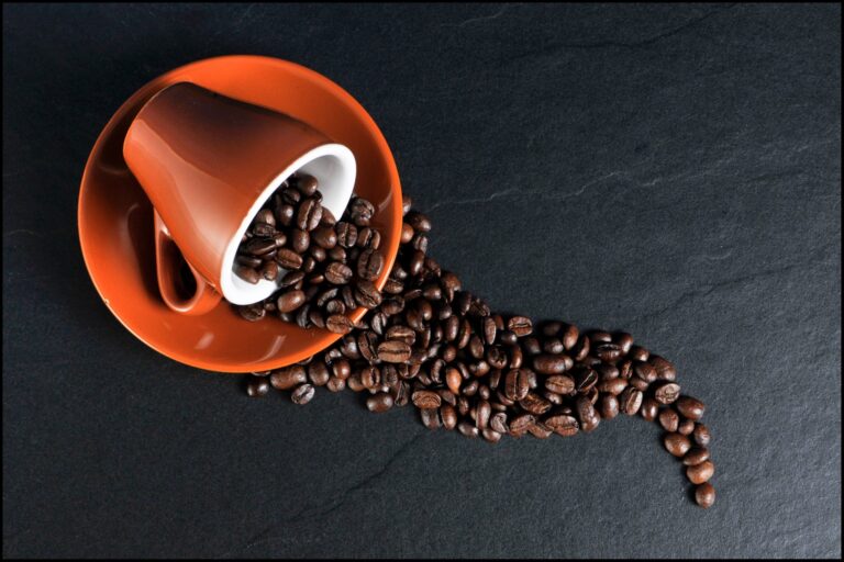 Caro-caffè, Assoutenti e C.r.c.: dal 2021 il prezzo è aumentato del 24,2%