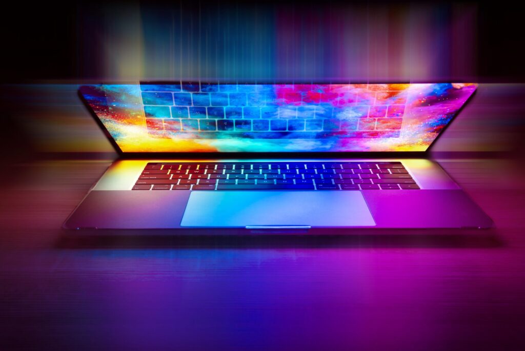 https://pixabay.com/it/photos/il-computer-portatile-5673901/